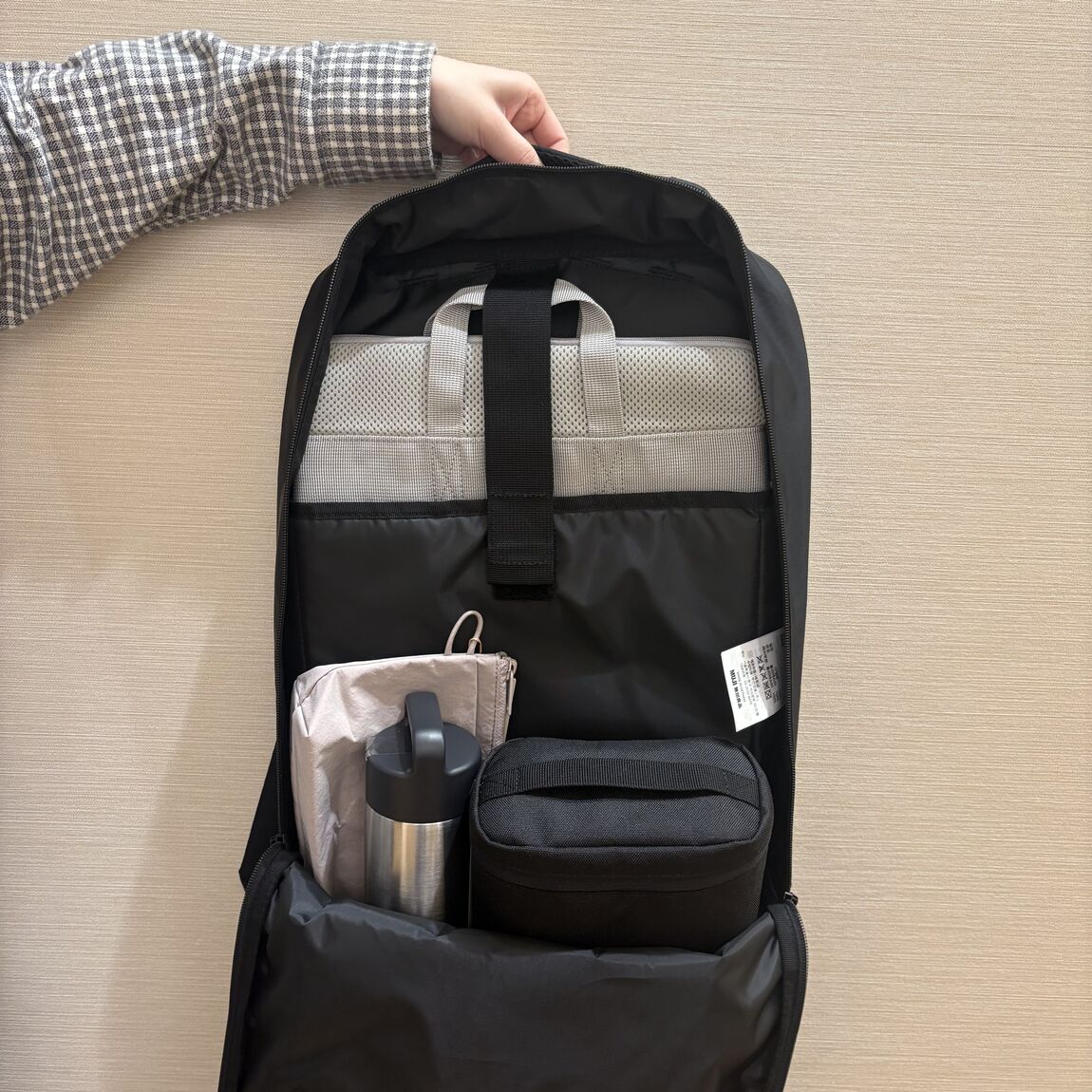 阪急西宮ガーデンズ】肩の負担を軽くする撥水ビジネスリュックサック